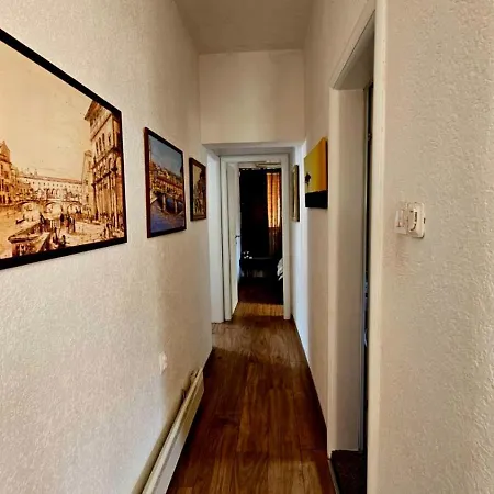 Apartmán Lovely House With Swimming Pool Mostar
