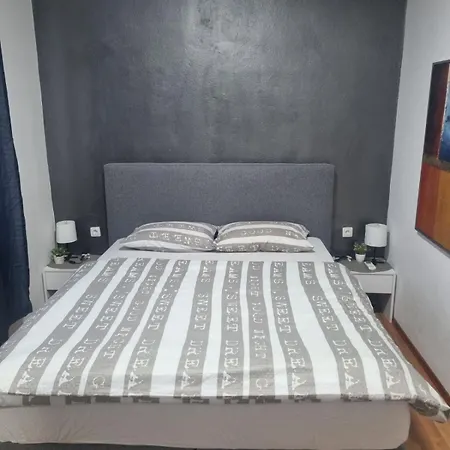 Lovely House With Swimming Pool Apartment Mostar