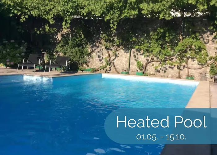 Apartment Lovely House With Swimming Pool